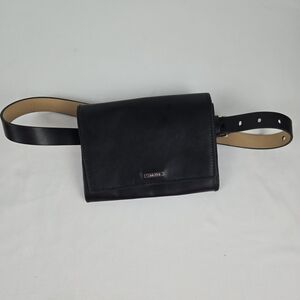 Calvin Klein Black Leather Belt Bag Waist Pack Adjustable Strap Size Small 38" L